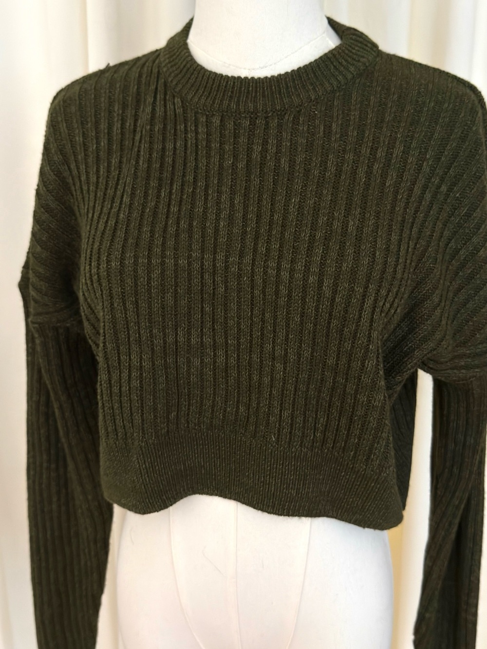 Urban Outfitters Olive Green Ribbed Cropped Women’s Sweater